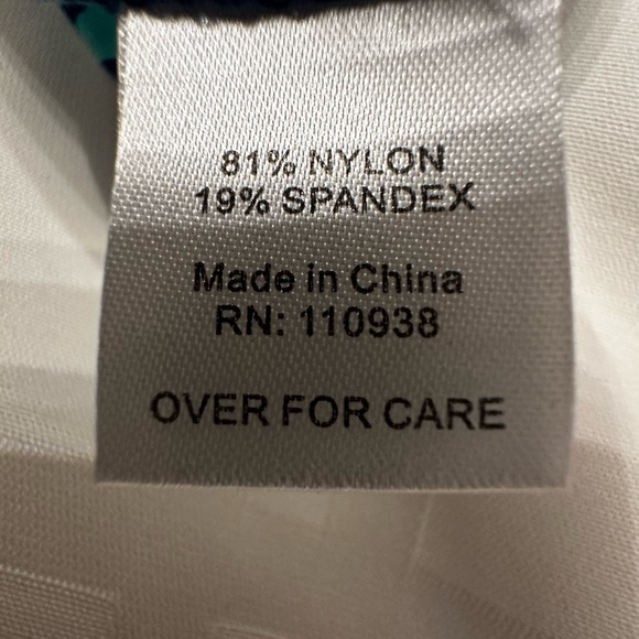 All for Color dress with SPF - Picture 4 of 4